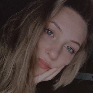 Meet your Posher, Halyn